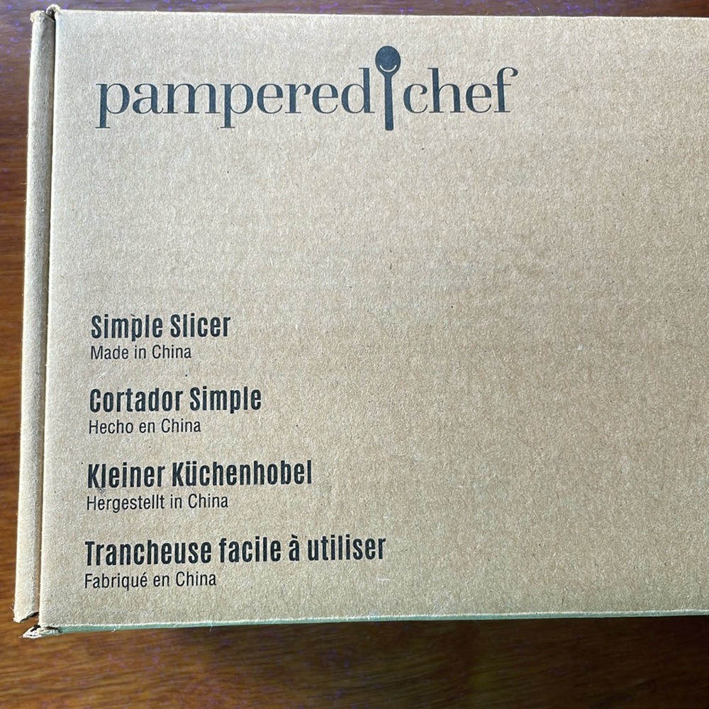 Pampered Chef Simple Slicer